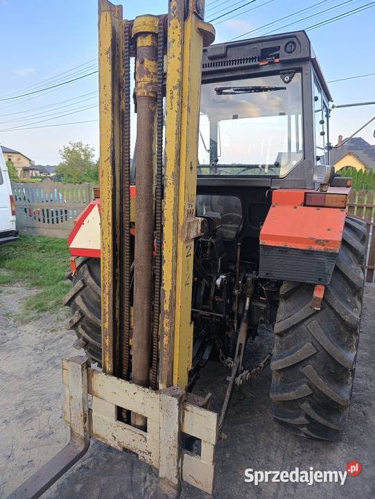Maszt do ciągnika widlak na TUZ Orzesze