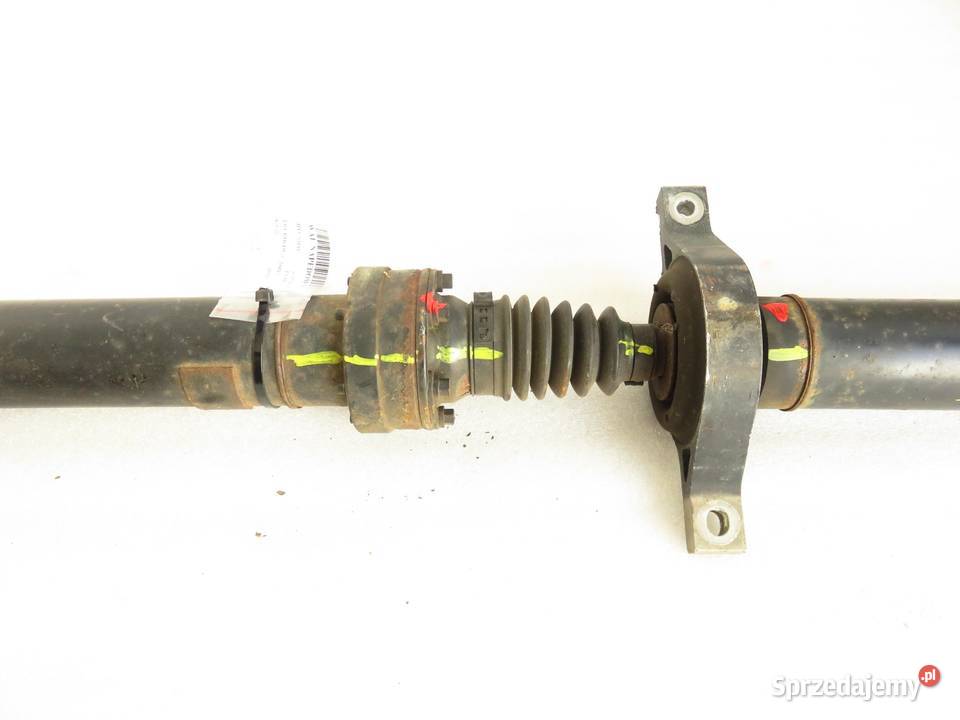 WAŁ NAPĘDOWY HYUNDAI ix35 20 CRDi 4WD 493002S000 Wały napędowe sprzedam