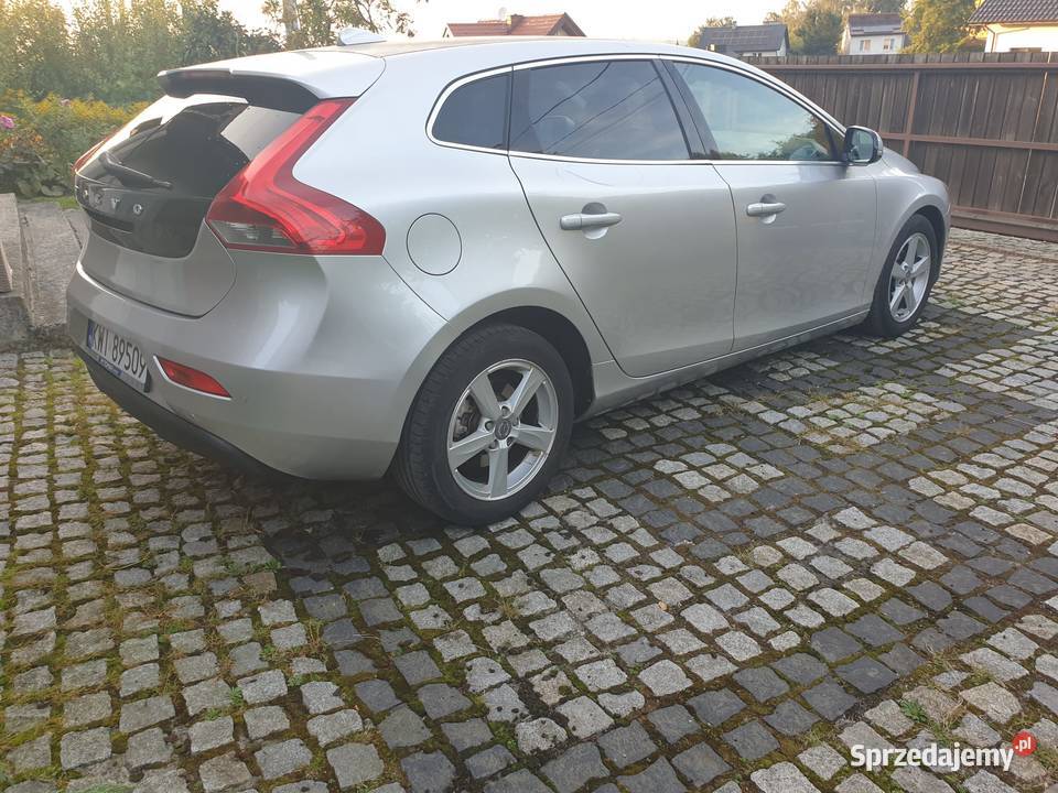 Volvo V40 D2 Momentum V40 Wieliczka