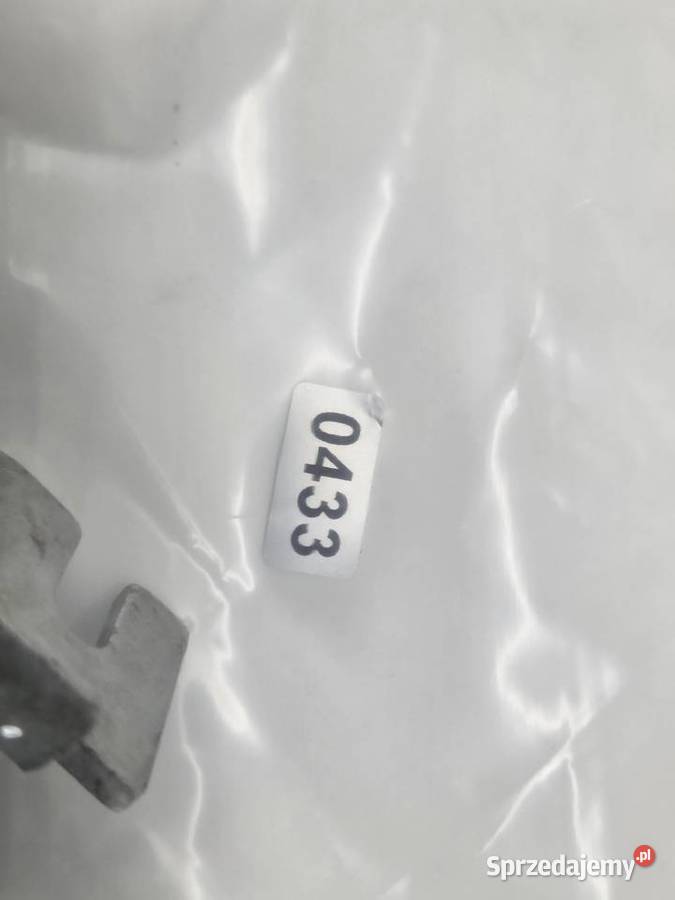 BMW E81 E87 E90 Wspornik kompresora 7566125 Janowice sprzedam