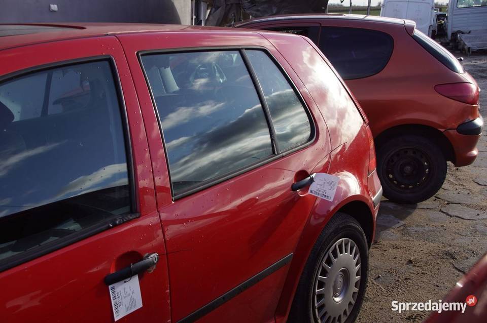 DRZWI LEWE TYŁ VOLKSWAGEN GOLF IV osobowe Lipno