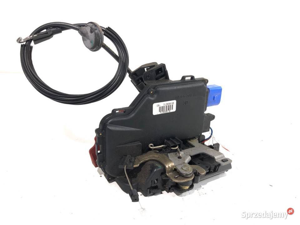 ZAMEK DRZWI PRAWY TYŁ VW GOLF V Hatchback