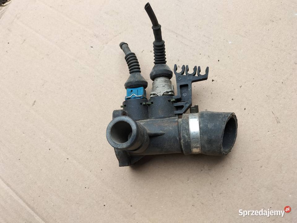 CZUJNIK PŁYNU WODY KRUCIEC GŁOWICY AUDI 80 B4 B3