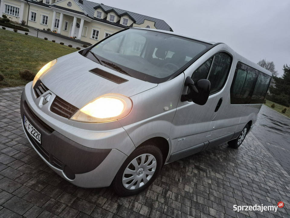 Renault Trafic LONG 9 osobowy PASANGER 115 kamera cofania Motoryzacja Drelów
