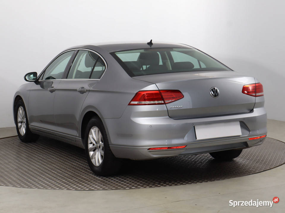 VW Passat 15 TSI gniazdo USB