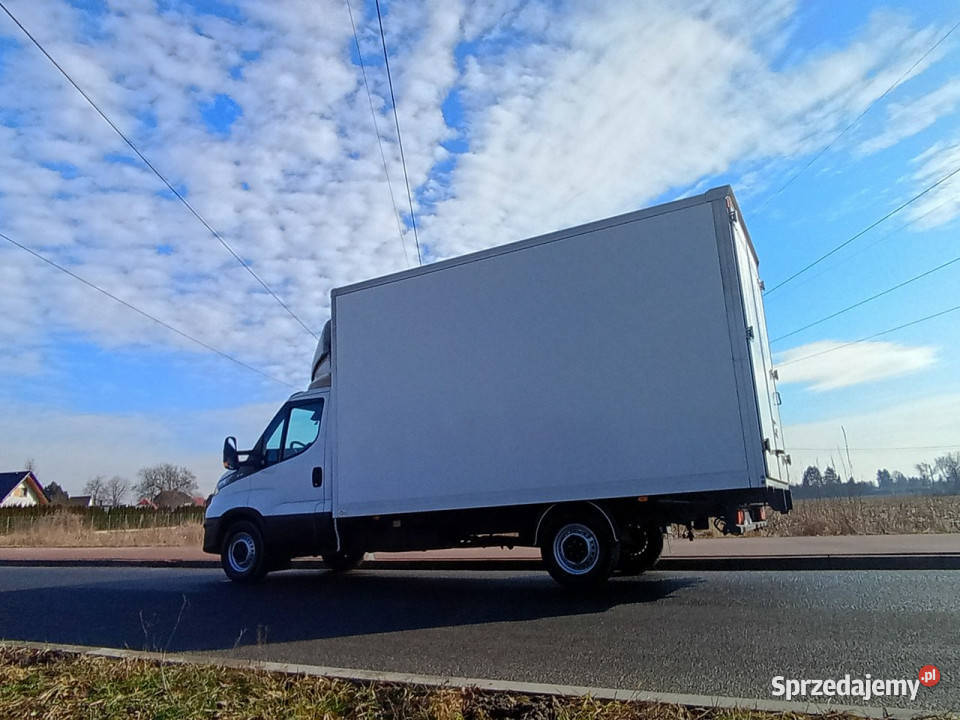 Iveco Daily 35S14 klima 3 osobowy pojedyńcze czujnik parkowania