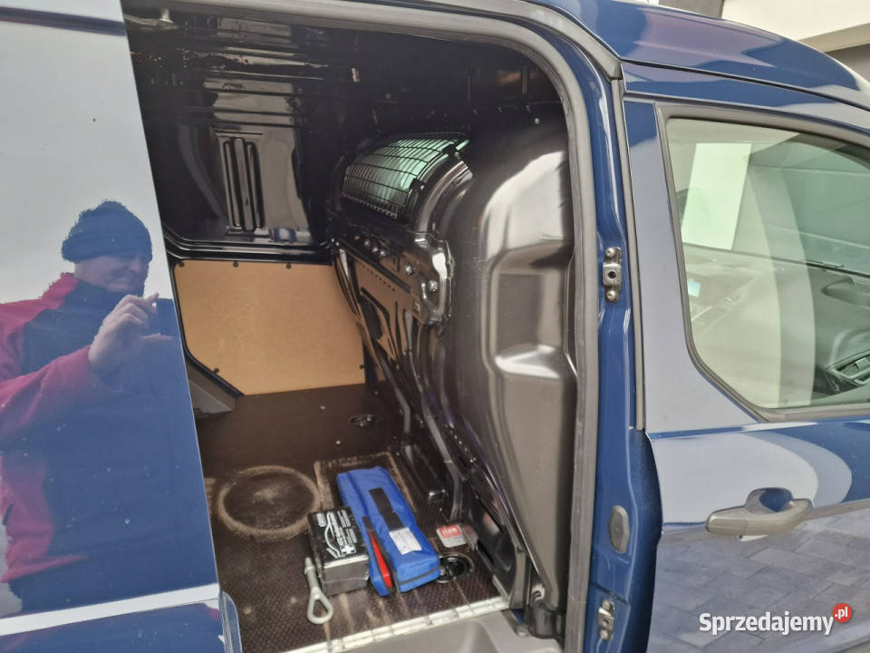 Ford Transit Connect bezwypadkowy 74305 NOWE pełny VAT Czarnków
