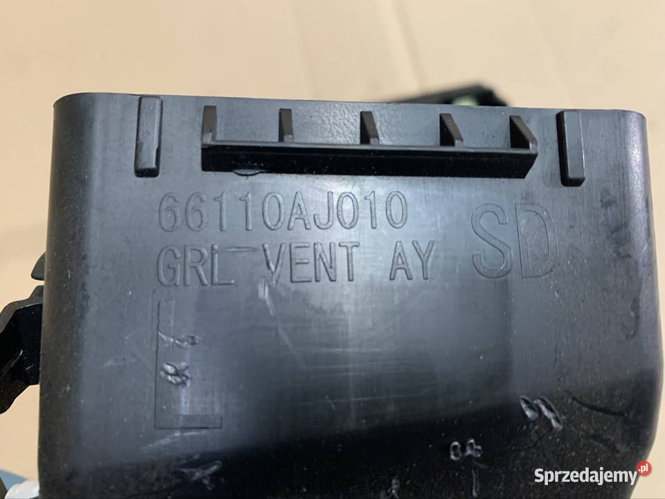 66110AJ000 kratka nawiewu lewa prawa Subaru Szczecin