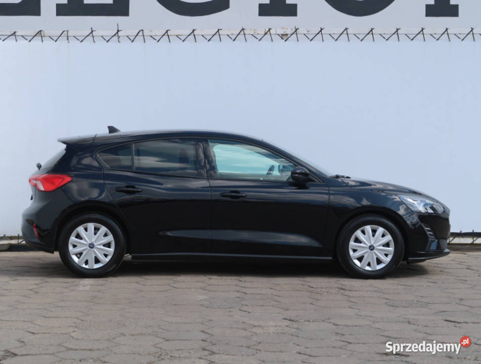 Ford Focus 10 EcoBoost nieuszkodzony sprzedam