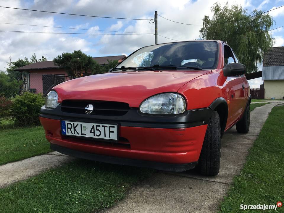 Opel Corsa ładny bez rdzy Ważne opłaty benzyna Kolbuszowa sprzedam