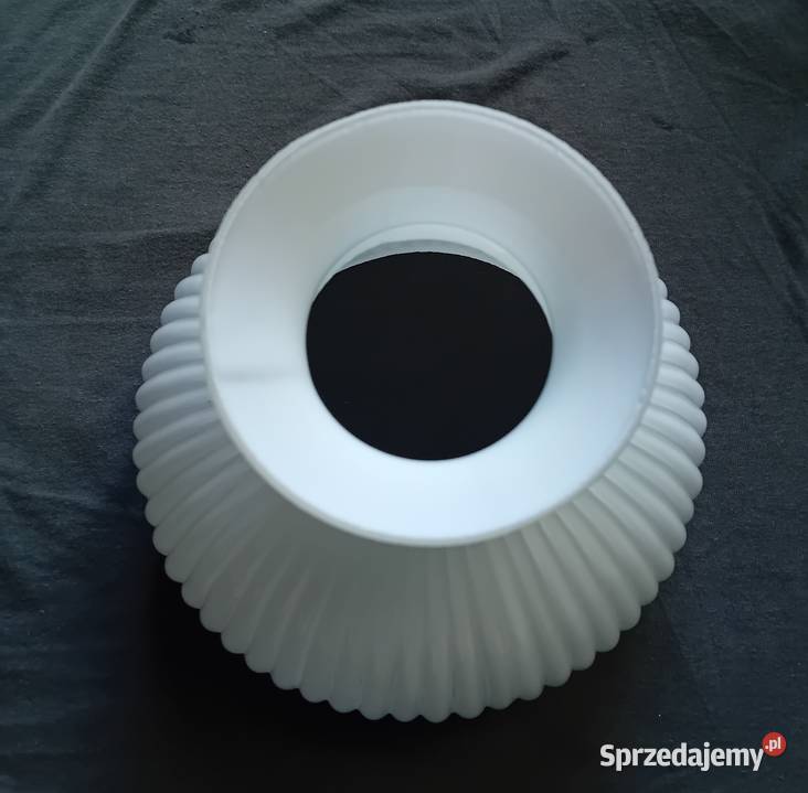 Kanelowany klosz do lampy Aladyn szkło warstwowe