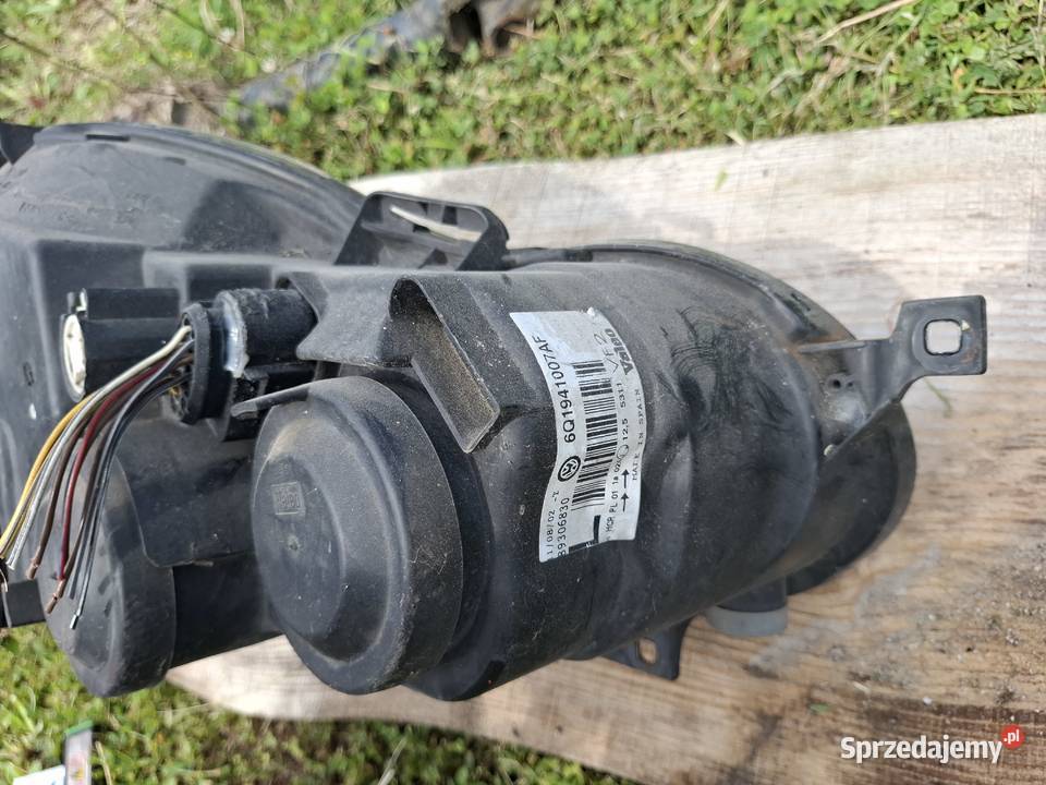 Lampa Lewa Przód Volkswagen Polo IV osobowe Wisznice