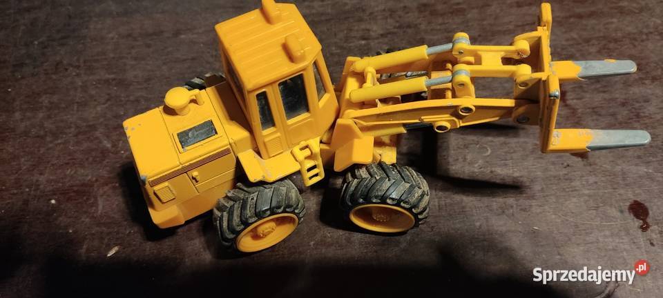 Ładowarka z widłami skala 164 2649 Pozostałe podkarpackie Stalowa Wola sprzedam