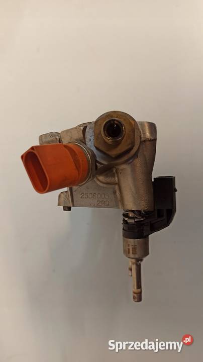 LISTWA Z WTRYSKAMI VW EOS 0261545051 06J906051D osobowe dolnośląskie sprzedam