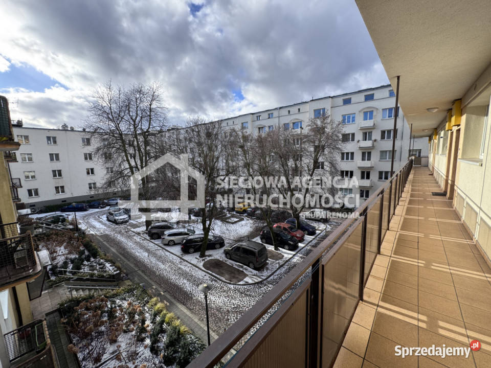 sprzedaży mieszkania 3075m2 2 pokoje Gdynia