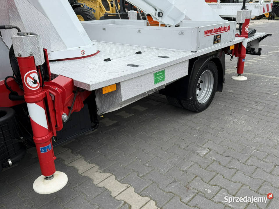 Nissan Cabstar Podnośnik Koszowy 26m Palfinger nieuszkodzony Widełki