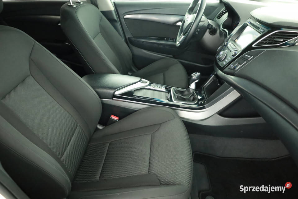 Hyundai i40 16 GDI manualna sprzedam
