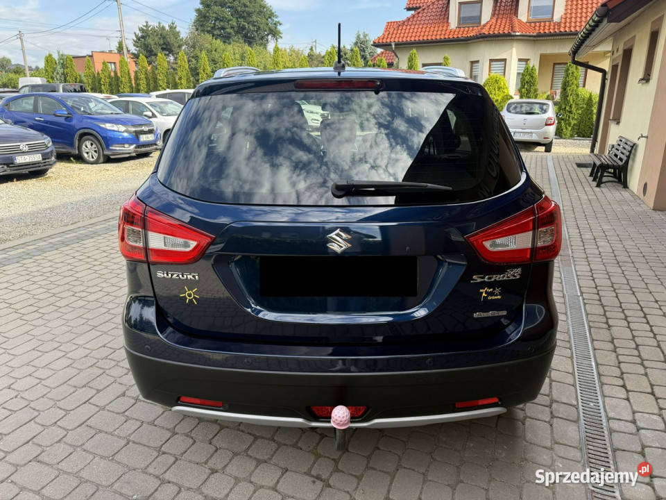 Suzuki SX4 SCross Rezerwacja wielofunkcyjna kierownica Orzech