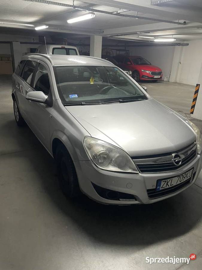 Opel Astra H 2008 19 cdti uszkodzony Koszalin
