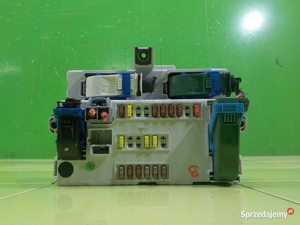 FIAT 500L 14 B 14r 5D skrzynka bezpiecznikow BSI Suków sprzedam