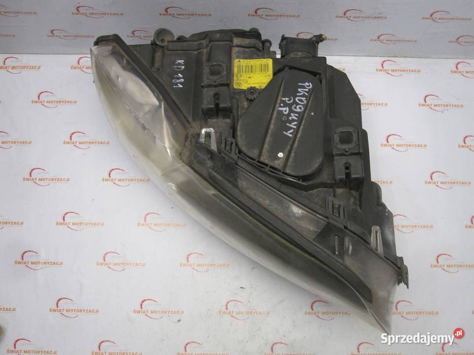 BMW E92 E93 09r lampa prawa przód ANGLIK XENON osobowe