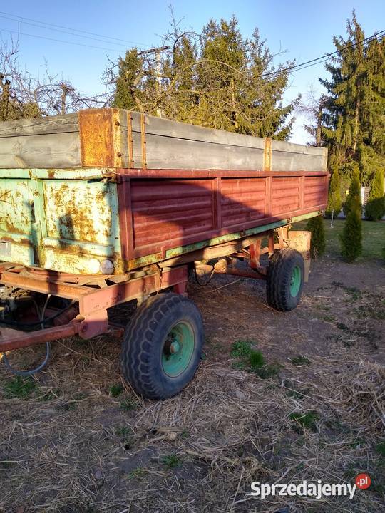 Przyczepa rolnicza beż papierów d 35 i d 47 stan wywrotki Wilczyce
