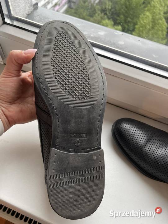 buty w rozmiarze 39