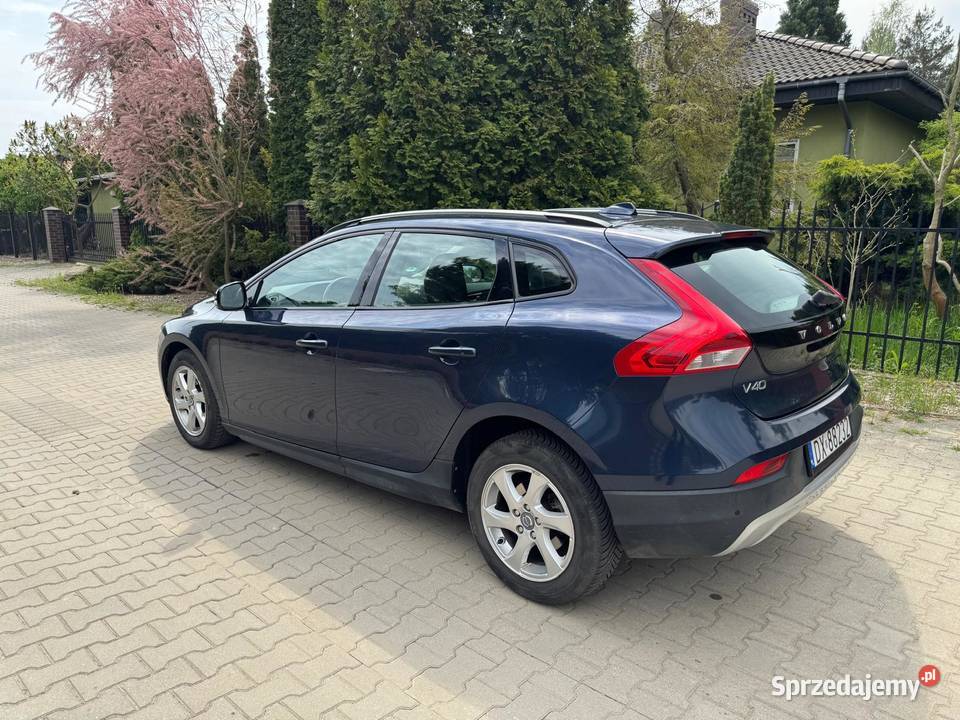 Volvo V40 Cross Country 16 115 zadbana radio Wrocław