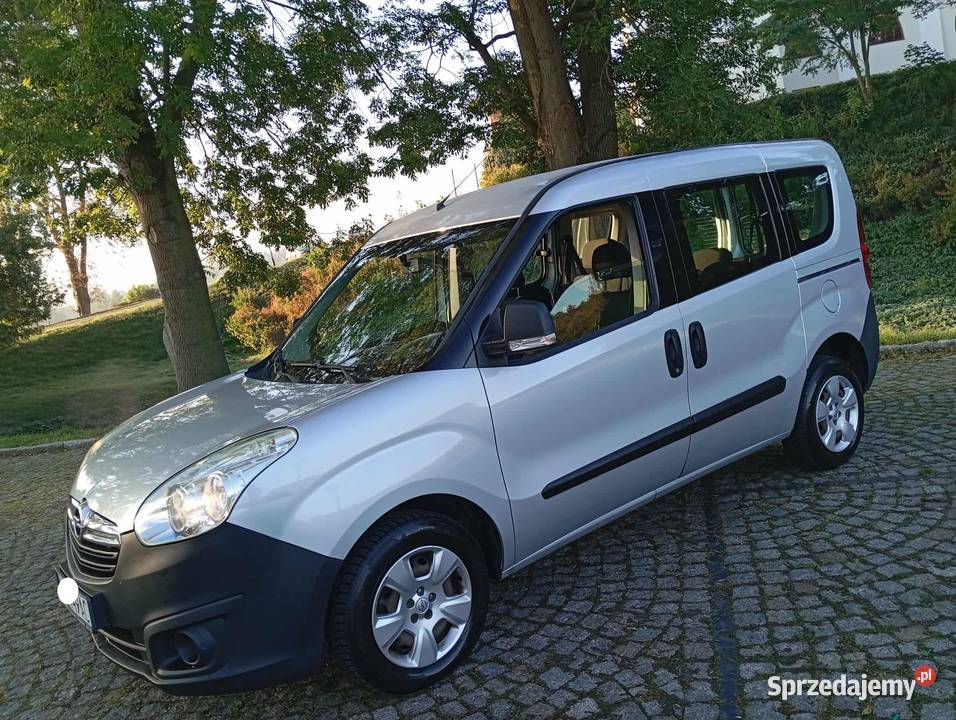 COMBO 13 CDTI 5 OSÓB STAN SALON POLSKA Gostynin sprzedam