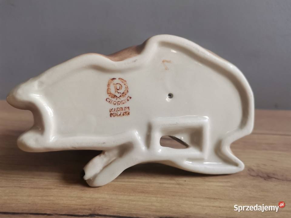 Stara figurka Sarna Sarenka porcelana porcelit Porcelana i szkło sprzedam