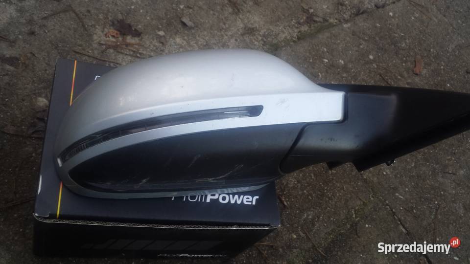 Audi A4 B8 lusterko prawe