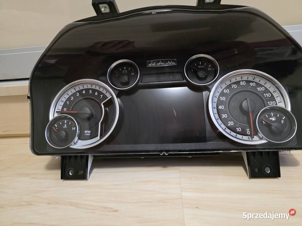 Zegary licznik Dodge Ram 1500 2014r Wyposażenie wnętrza Warszawa