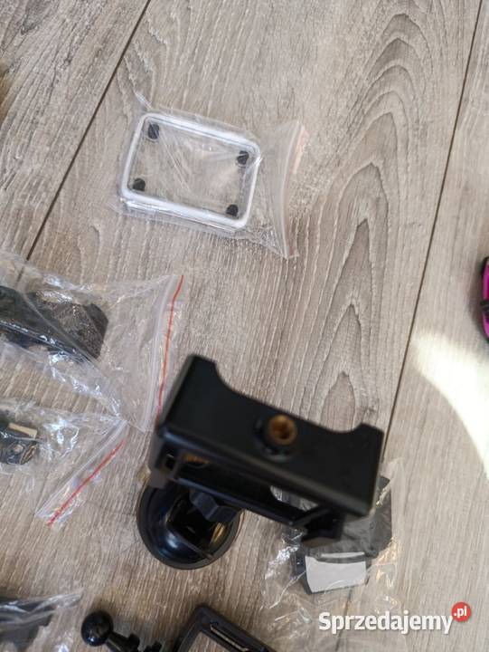 zestaw akcesoriów dodatków do kamery sportowej Motoryzacja Poznań sprzedam