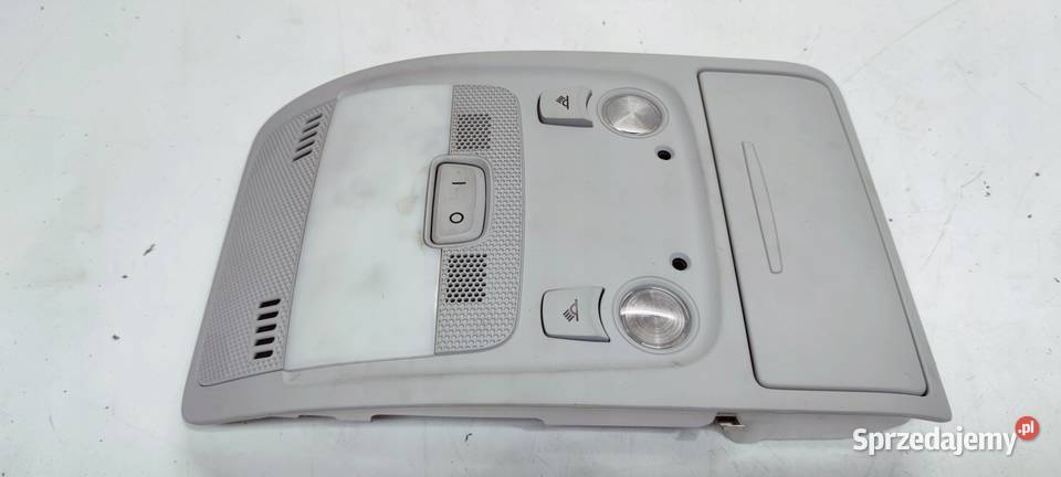 LAMPKA OŚWIETLENIA KABINY AUDI A4 B8 A5 8T Q5 8R osobowe Przystajń