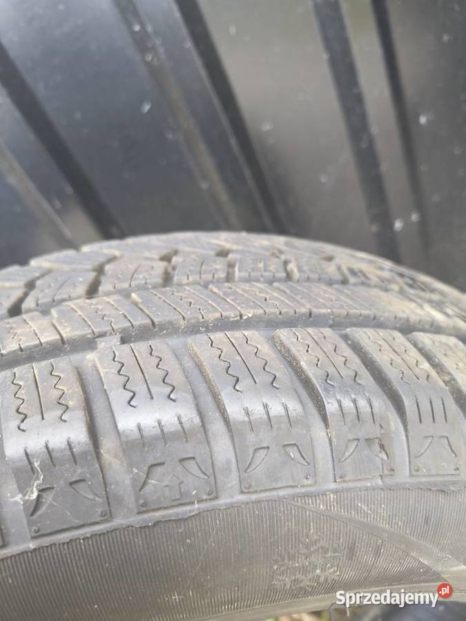 Opony zimowe R17 215 Garbacz sprzedam