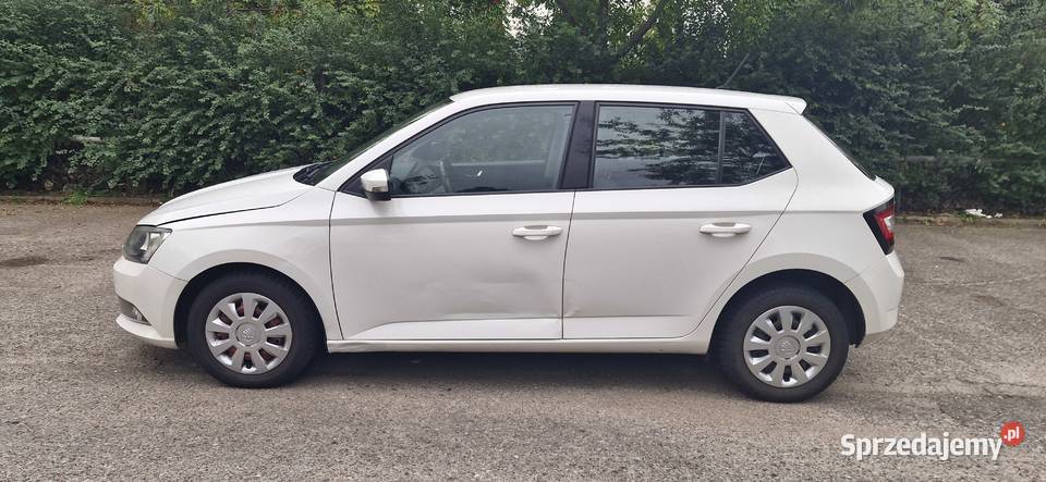 Skoda Fabia III 10 z gazem 2015r Salon welurowa tapicerka Gdańsk sprzedam