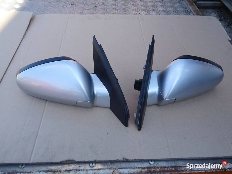 Lusterka zewnętrzne elektrycznie składane Parcice