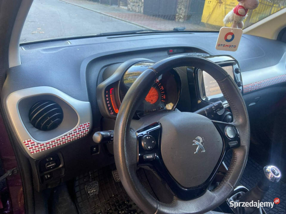 Peugeot 108 Navi kamera bluetooth ładny zadbany klimatyzacja sprzedam