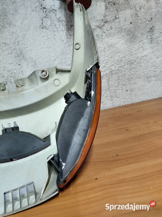 Peugeot ELYSEO 50 lampa kierunkowskazu obudowa Pozostałe Łubno