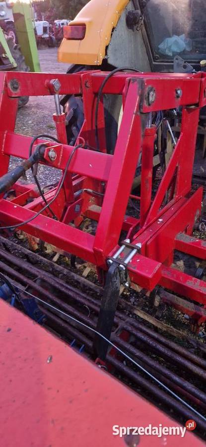 Agregat uprawowo siewny z hydropakiem 3 m nieuszkodzony