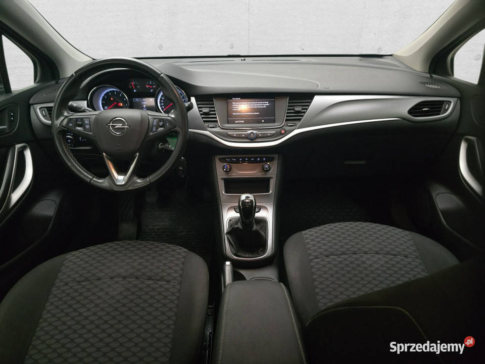 Opel Astra L 2021 Komorniki