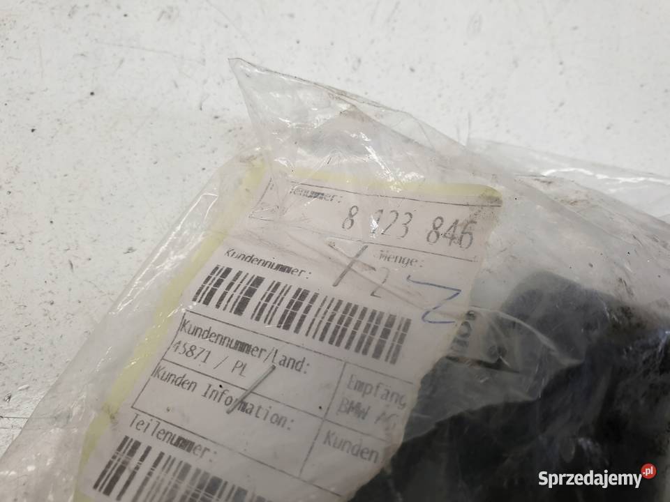 BMW E31 840 850 i ODBOJNIK LAMPY 8123846 osobowe Rudka