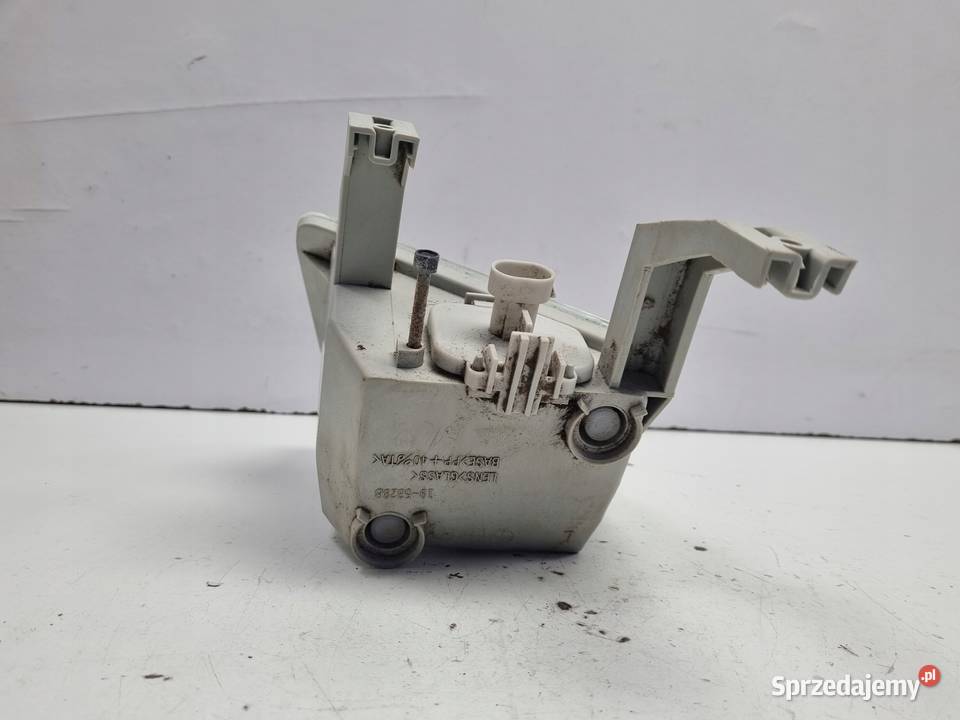 Opel Vectra B LEWY PRZEDNI HALOGEN lewy przód Rudka sprzedam