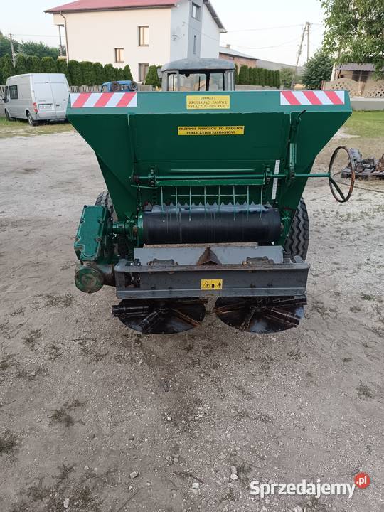 Rozsiewacz wapna RCW PIAST