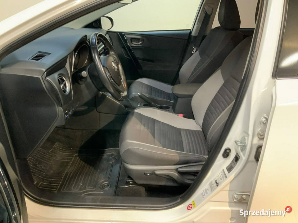 Toyota Auris II 2012