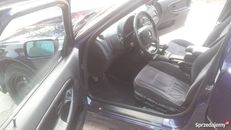 Sprzedam zamienie bmw e36 sedan Czytaj opis Radom