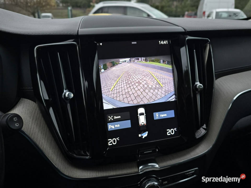 Volvo XC 60 D4 20 Diesel Insciption II 2017 lakier metallic Skępe