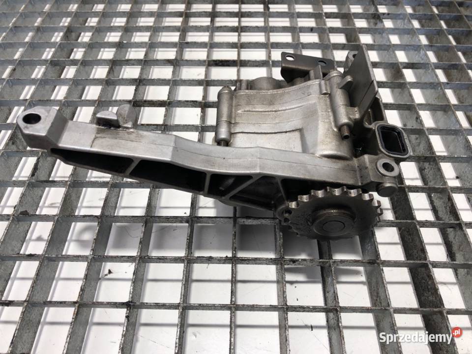 POMP OLEJU MERCEDES W906 A6421810647 30 190