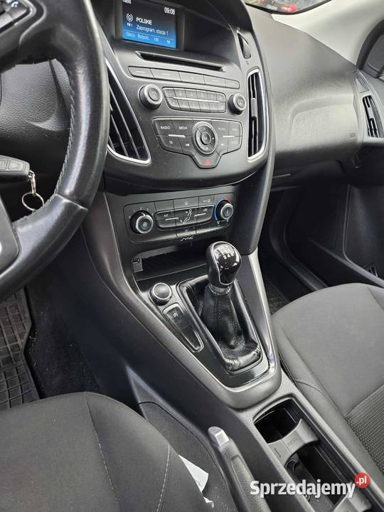 Ford Focus 2017 r gradobiciu ekonomiczna jazda podkarpackie Mielec sprzedam