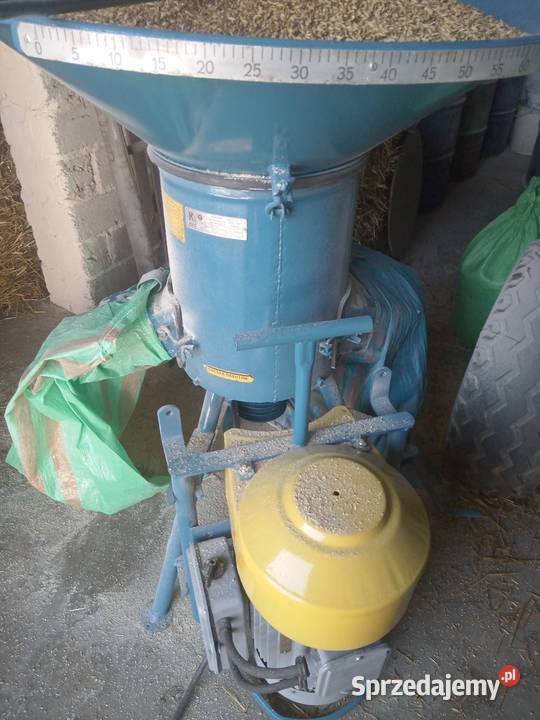 Śrutownik rozdrabniacz Bąk sprzedam